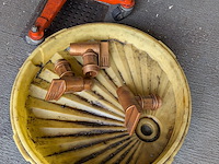 Accesoires mbt (hydraulische) olie - afbeelding 9 van  9
