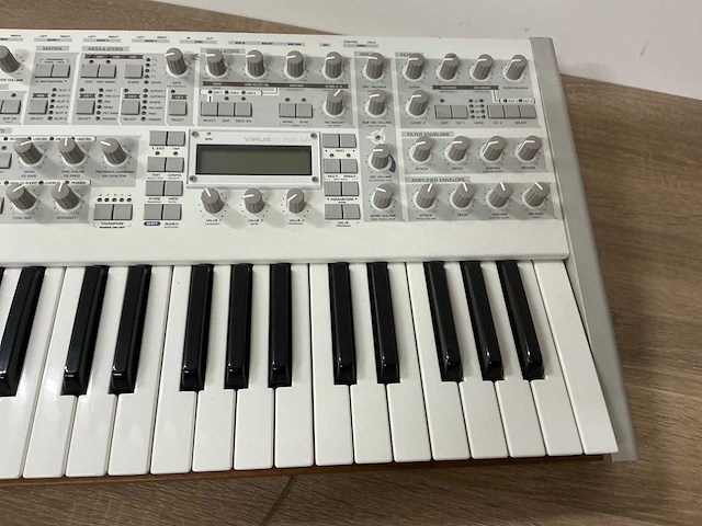 Access virus ti polar synthesizer - afbeelding 3 van  8