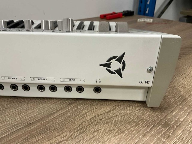 Access virus ti polar synthesizer - afbeelding 7 van  8