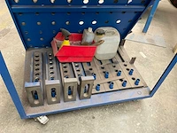 Accessoirewagen met spanhulpmiddelen - afbeelding 8 van  12