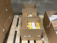 Accezz iphone 12 (pro) partij telefoonhoesjes (ca. 320x) - afbeelding 2 van  5