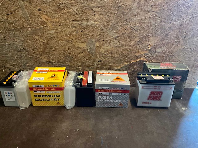 Accu 12v (3x) - afbeelding 1 van  2
