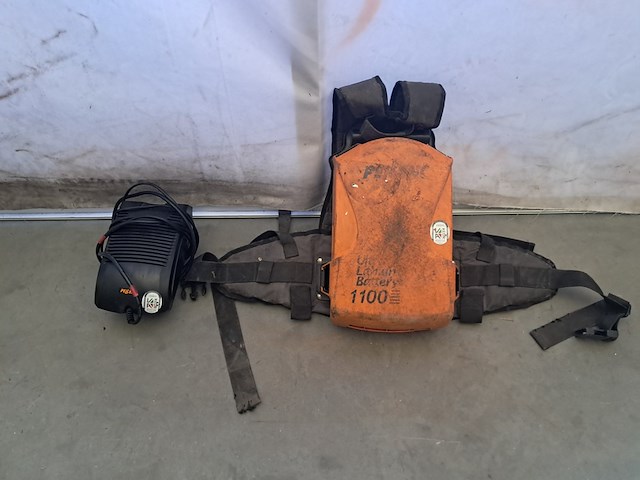 Accu & acculader, pellenc, lithium batterij (1100) - afbeelding 1 van  16