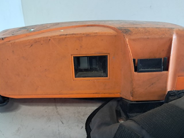 Accu & acculader, pellenc, lithium batterij (1100) - afbeelding 15 van  16