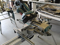 Accu afkort- / verstekzaag makita dls704 36v op inklapbaar werkstatief wst06. - afbeelding 3 van  5