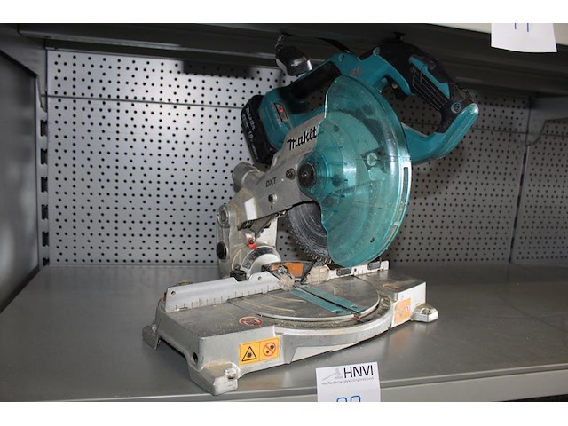 Accu afkortzaag makita 18v dls600 met 5,0ah accu. - afbeelding 3 van  3