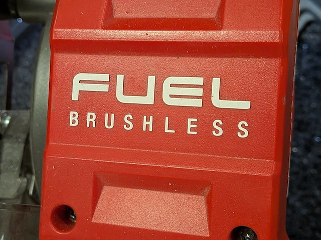 Accu afkortzaag milwaukee, m18 fms190, bouwjaar 2022 - afbeelding 3 van  11