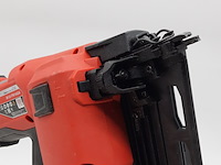 Accu afwerktacker, milwaukee, m18 fn16ga, 2024 - afbeelding 7 van  10