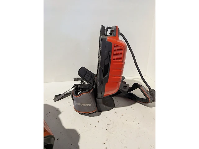 Accu bladblazer met rug gedragen accupack husqvarna, 536libx, bli520x - afbeelding 5 van  11