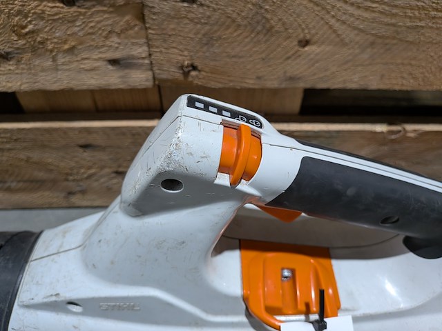 Accu bladblazer, stihl, bga 100, 2018, met acculader, stihl al 500 - afbeelding 3 van  8