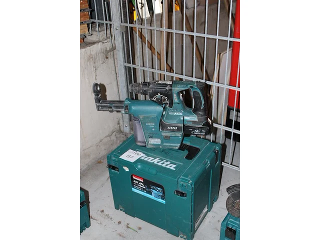 Accu boorhamer makita dhr242 met hepa dx01 afzuiger met accu en kunststoffen koffer - afbeelding 2 van  2