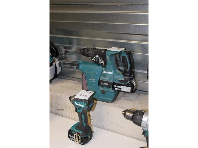 Accu boorhamer makita dhr242 met hepa dx01 afzuiger met accu - afbeelding 2 van  2