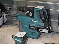Accu boorhamer makita dhr242 met hepa dx01 afzuiger met accu - afbeelding 2 van  2