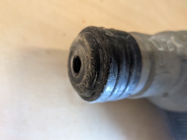 Accu boorhamer met accu schroefmachine, dewalt dcd796, dewalt dch172 - afbeelding 10 van  14