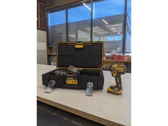 Accu boormachine dewalt, dcd732 - afbeelding 1 van  6