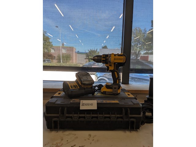 Accu boormachine dewalt - afbeelding 1 van  5