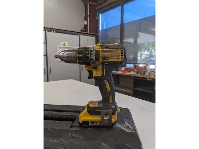 Accu boormachine dewalt - afbeelding 2 van  6
