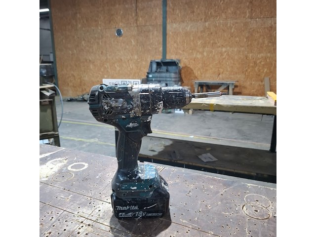 Accu boormachine makita - afbeelding 3 van  4