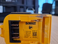 Accu boormachine met slagschroevendraaier dewalt, dcd709 / dcf809, bouwjaar 2024 - afbeelding 2 van  11