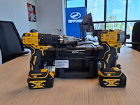 Accu boormachine met slagschroevendraaier dewalt, dcd709 / dcf809, bouwjaar 2024 - afbeelding 1 van  11