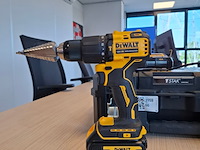 Accu boormachine met slagschroevendraaier dewalt, dcd709 / dcf809, bouwjaar 2024 - afbeelding 4 van  11