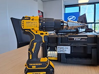 Accu boormachine met slagschroevendraaier dewalt, dcd709 / dcf809, bouwjaar 2024 - afbeelding 5 van  11