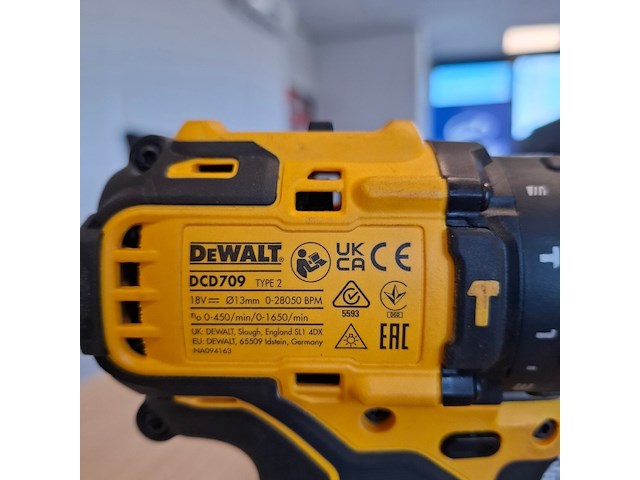 Accu boormachine met slagschroevendraaier dewalt, dcd709 / dcf809, bouwjaar 2024 - afbeelding 6 van  11
