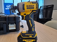 Accu boormachine met slagschroevendraaier dewalt, dcd709 / dcf809, bouwjaar 2024 - afbeelding 8 van  11