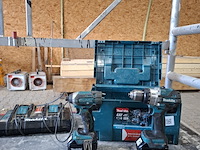 Accu boormachine met slagschroevendraaier makita, bouwjaar o.a. 2021 - afbeelding 1 van  9