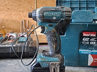 Accu boormachine met slagschroevendraaier makita, bouwjaar o.a. 2021 - afbeelding 2 van  9