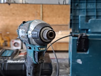 Accu boormachine met slagschroevendraaier makita, bouwjaar o.a. 2021 - afbeelding 4 van  9