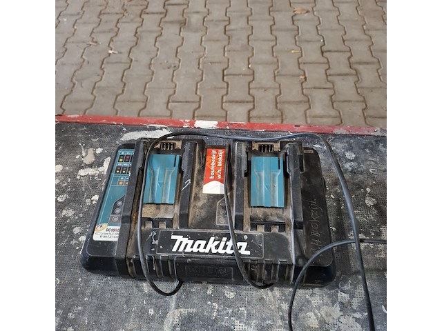 Accu boormachine met slagschroevendraaier makita, bouwjaar o.a. 2021 - afbeelding 9 van  9