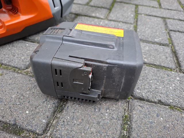 Accu bosmaaier husqvarna, 535irxt proff, bouwjaar 2024 - afbeelding 11 van  12