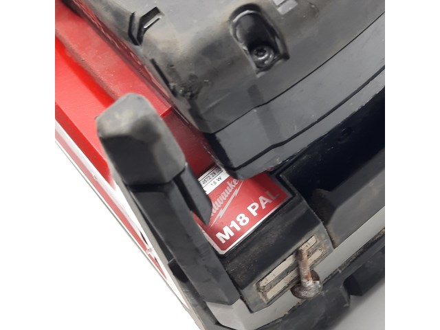 Accu bouwlamp, milwaukee, m18 pal, 2023 - afbeelding 7 van  7