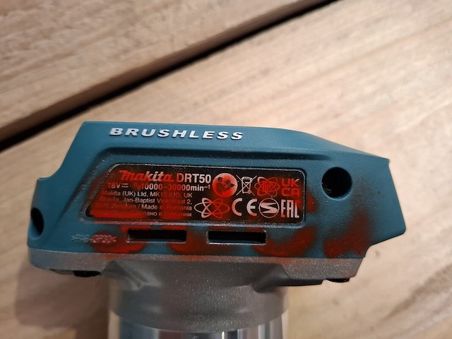 Accu boven -en kantenfrees makita, drt50, bouwjaar 2021 - afbeelding 3 van  8