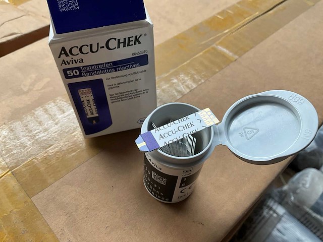 Accu-chek bloedsuiker teststrips (1400x) - afbeelding 11 van  12