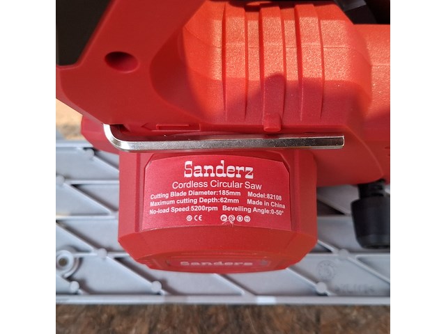 Accu cirkelzaag 185 mm, rood - afbeelding 3 van  9