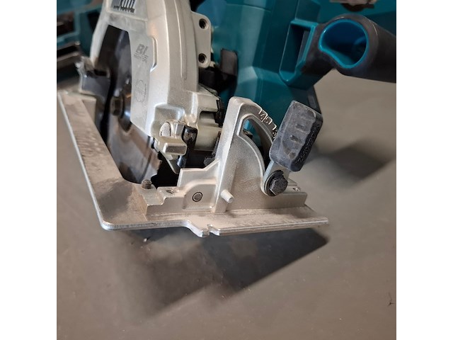 Accu cirkelzaag makita, dhs660, bouwjaar 2021 - afbeelding 5 van  7