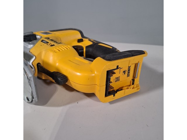 Accu decoupeerzaag, dewalt, dcs334 - afbeelding 6 van  9