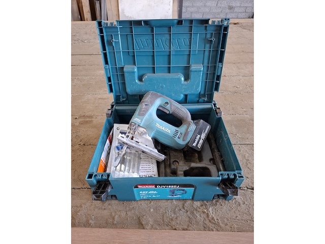Accu decoupeerzaag makita, djv 182 - afbeelding 1 van  6