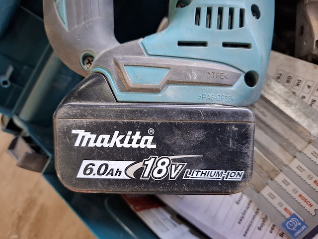 Accu decoupeerzaag makita, djv 182 - afbeelding 5 van  6
