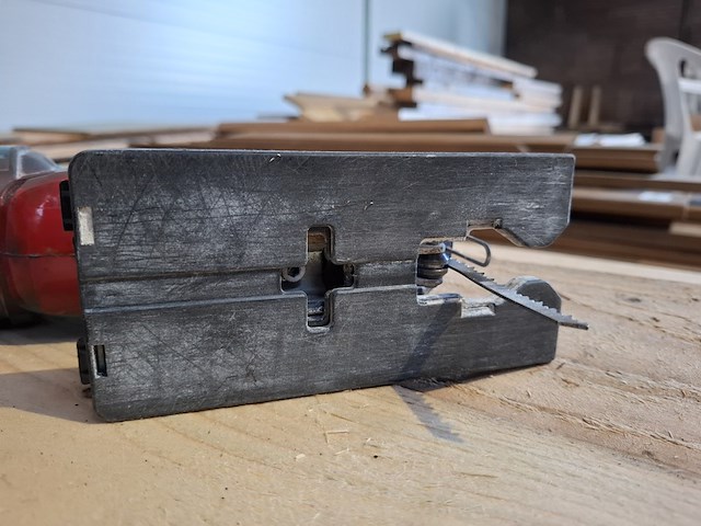 Accu decoupeerzaag makita, djv180, bouwjaar 2021 - afbeelding 5 van  6