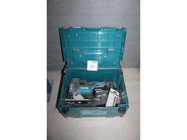 Accu decoupeerzaag makita djv181 met 3.0ah accu en mbox. november 2024. - afbeelding 2 van  3