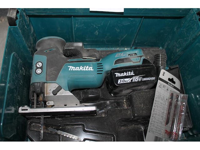 Accu decoupeerzaag makita djv181 met 3.0ah accu en mbox. november 2024. - afbeelding 3 van  3