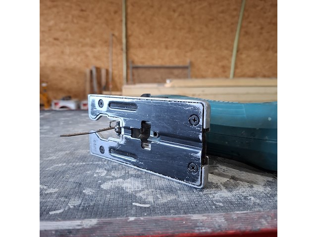 Accu decoupeerzaag makita, djv182, bouwjaar 2022 - afbeelding 6 van  6