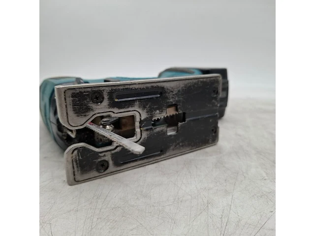Accu decoupeerzaagmachine, makita - afbeelding 4 van  6