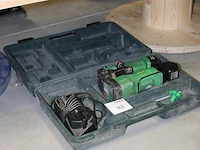 Accu draadeindknipper hitachi cl10d met twee accu's en lader in koffer - afbeelding 2 van  2