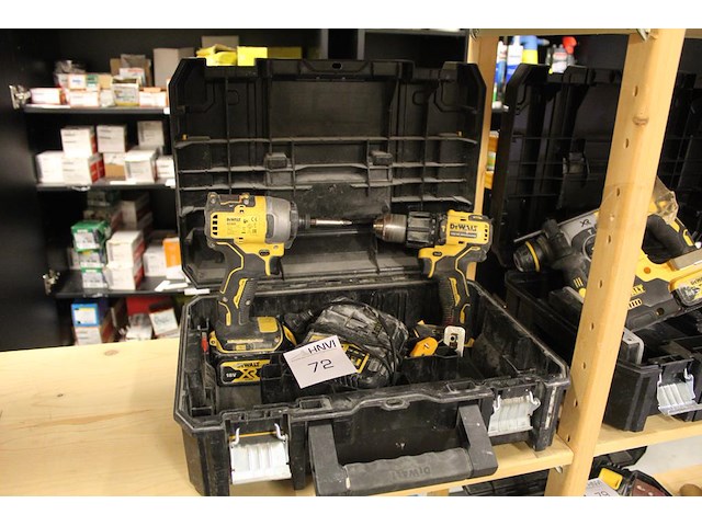 Accu gereedschapset bestaande uit dewalt schroefmachine dz809 en73 schroefmachine brushless 18v met 1 accu ... - afbeelding 1 van  4