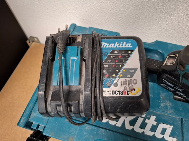 Accu haakse slijper makita, dga504 , bouwjaar 2020 - afbeelding 6 van  6