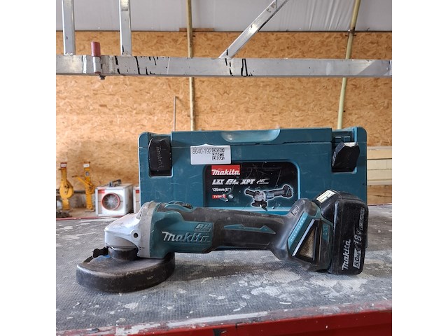 Accu haakse slijper makita, dga504, bouwjaar 2021 - afbeelding 1 van  5